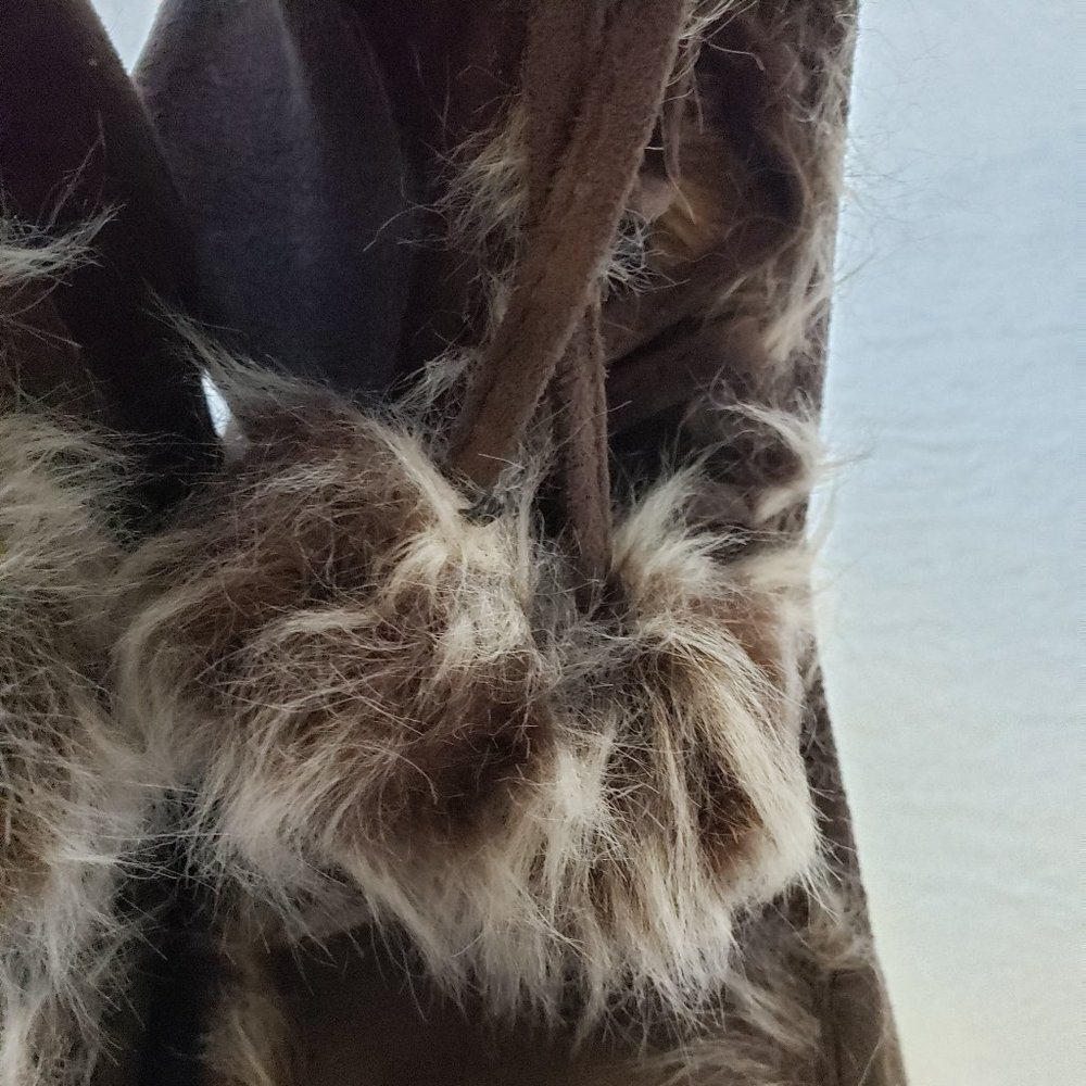 Slippers - Picture 4 of 6
